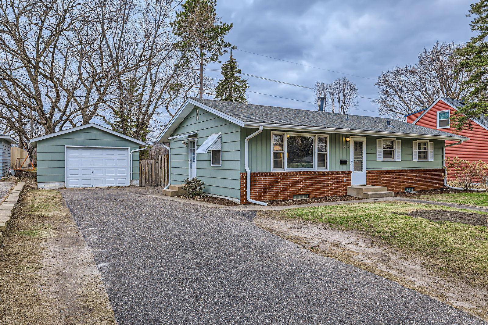 Fridley, MN 55432,6336 Starlite BLVD NE