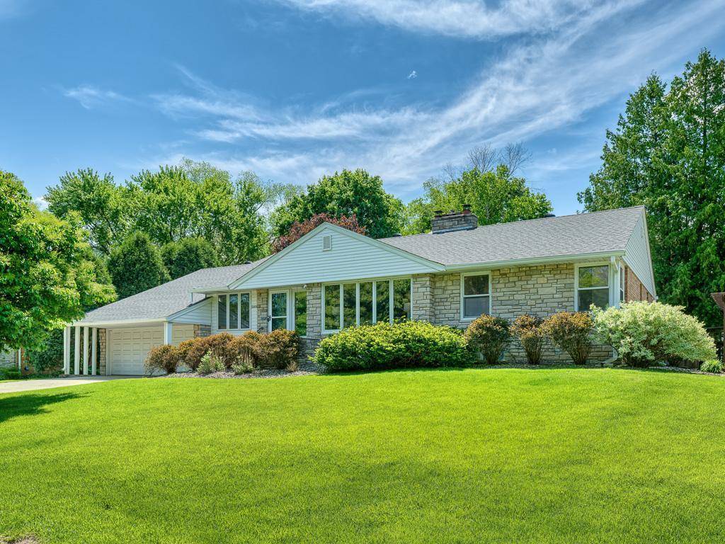 Edina, MN 55436,5109 Richmond DR