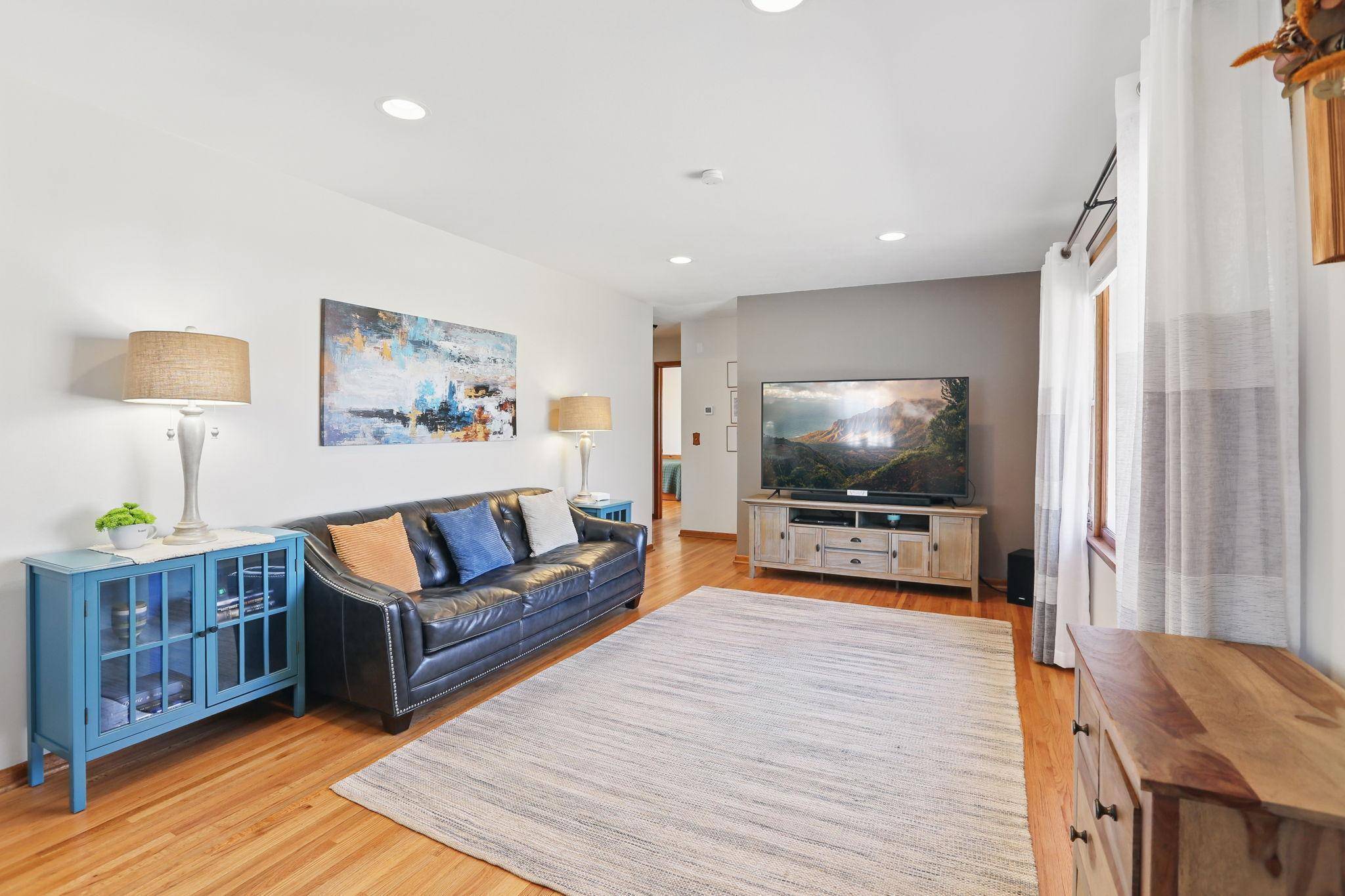 Spring Lake Park, MN 55432,602 Ballantyne LN NE