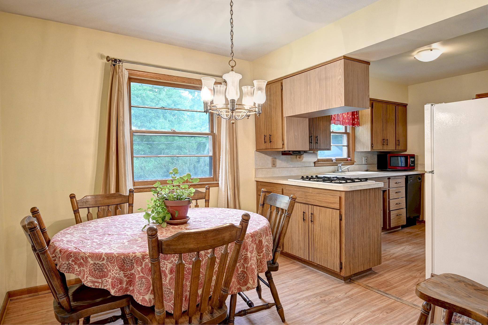 Saint Louis Park, MN 55416,1624 Princeton AVE S