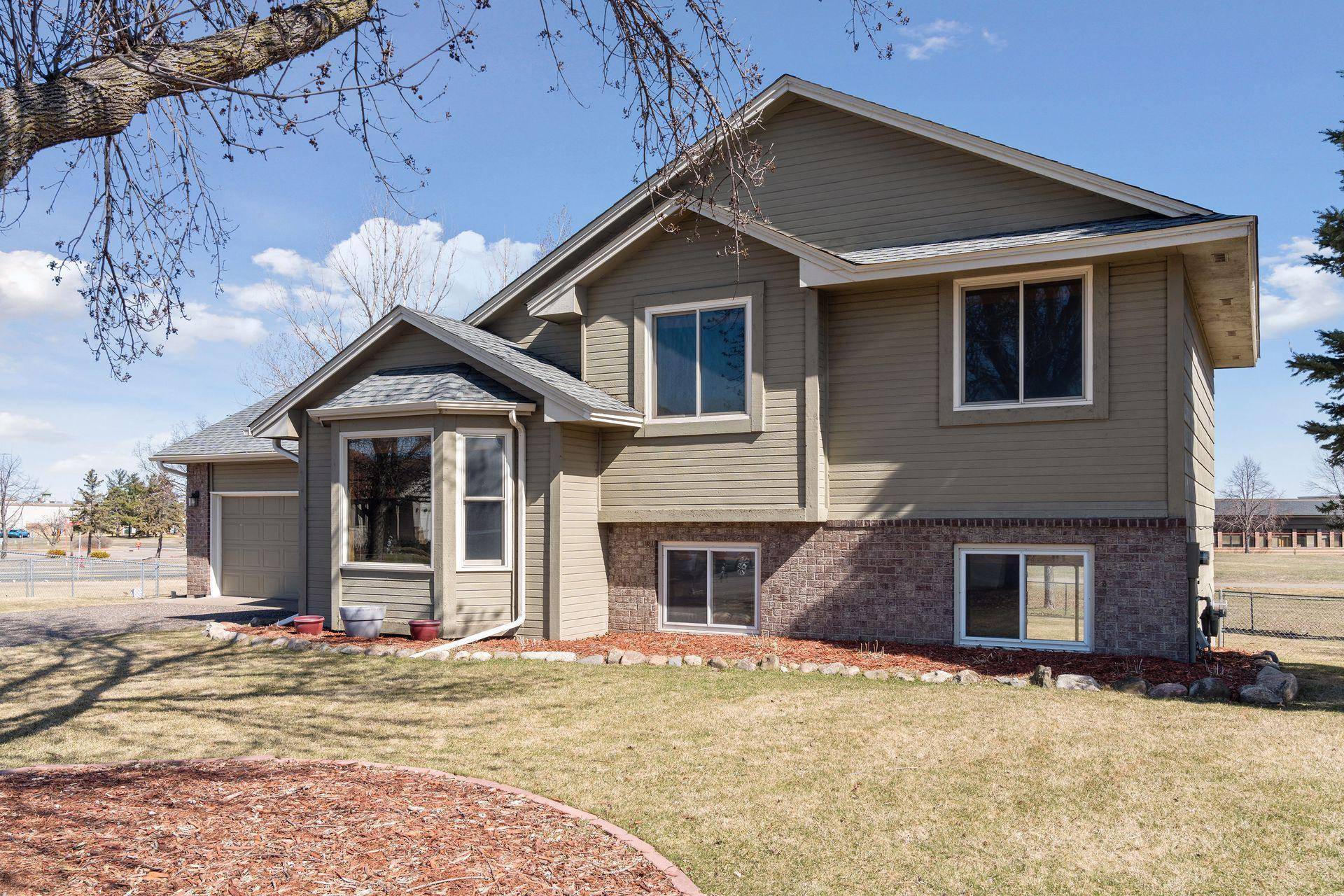 Coon Rapids, MN 55433,12356 Lily ST NW