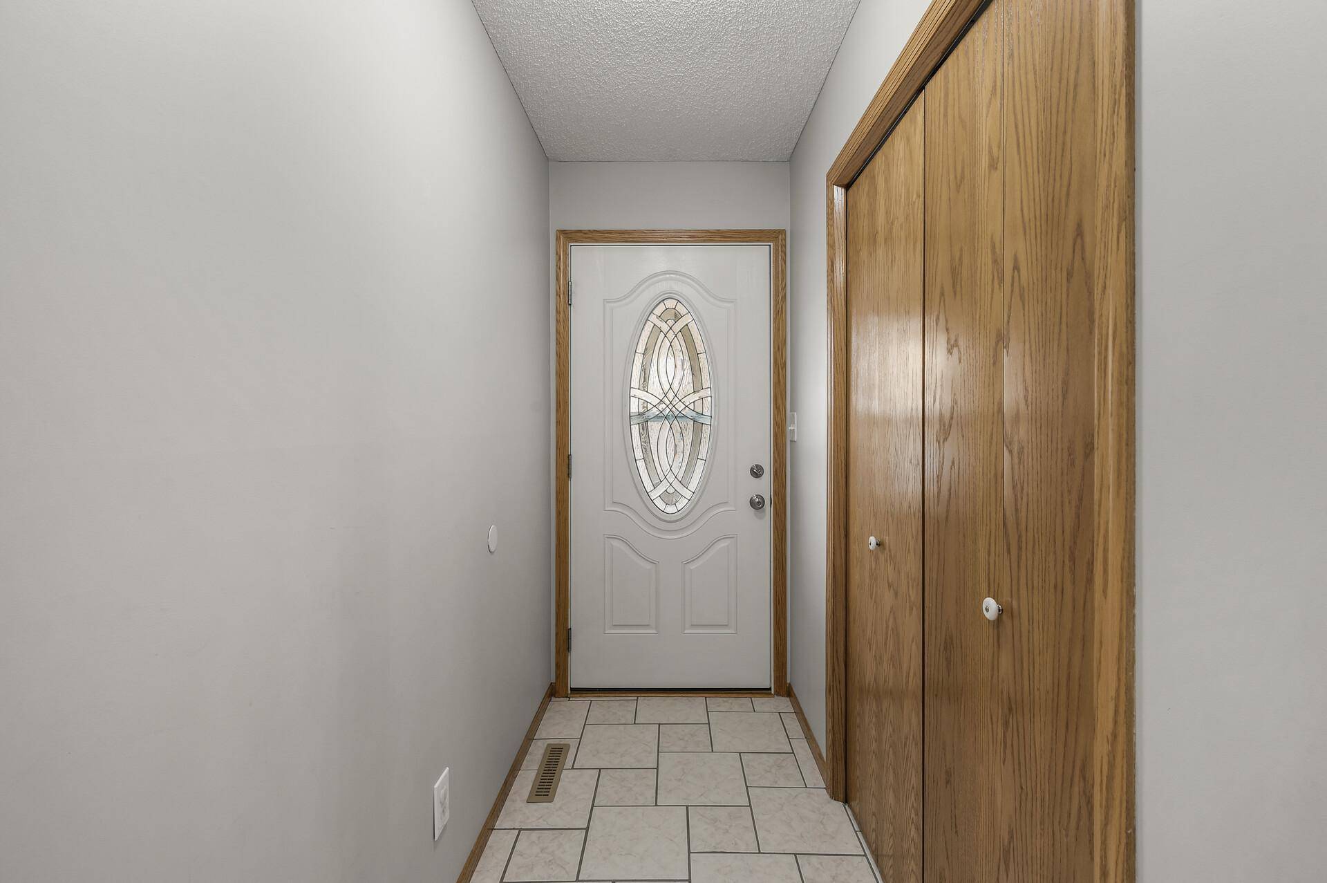Shakopee, MN 55379,2072 Eaglewood LN