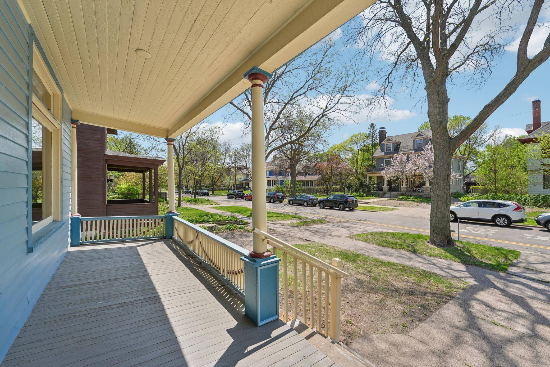 Minneapolis, MN 55414,403 5th ST SE