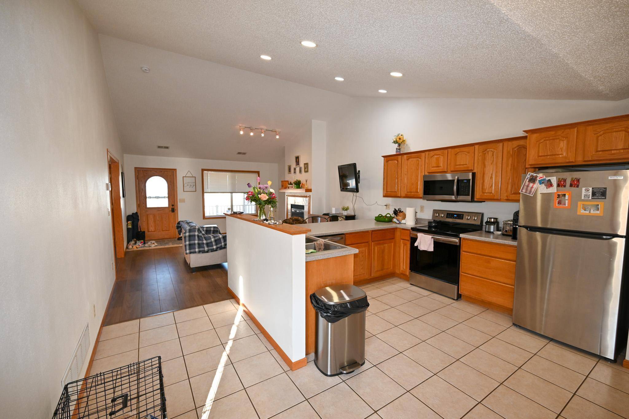 Staples, MN 56479,510, 512, 514 4th ST NE