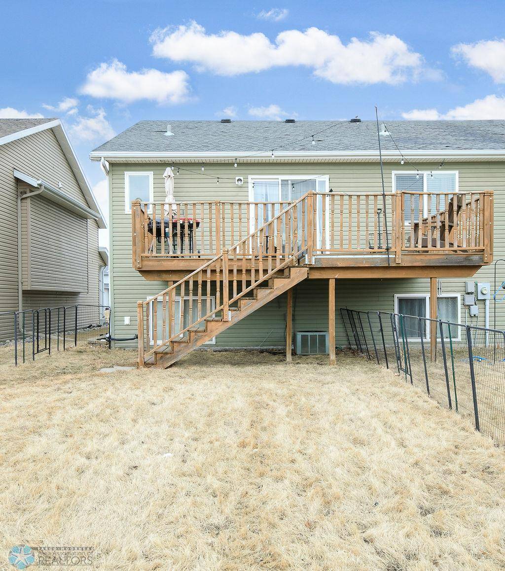 Moorhead, MN 56560,1215 37th AVE S