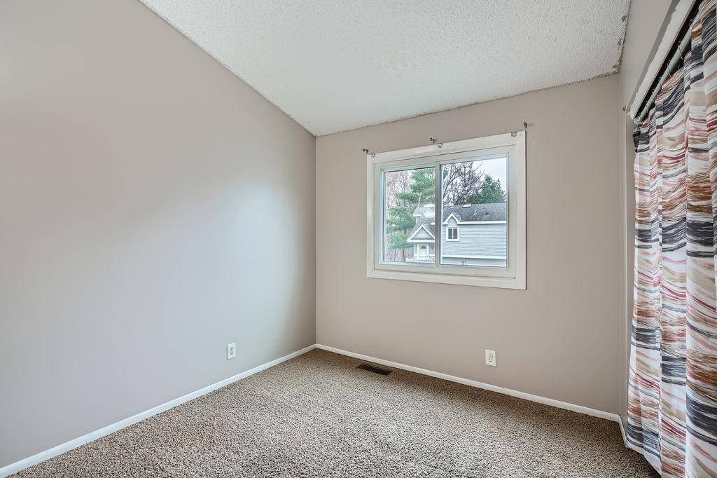 Brooklyn Center, MN 55430,861 70th AVE N