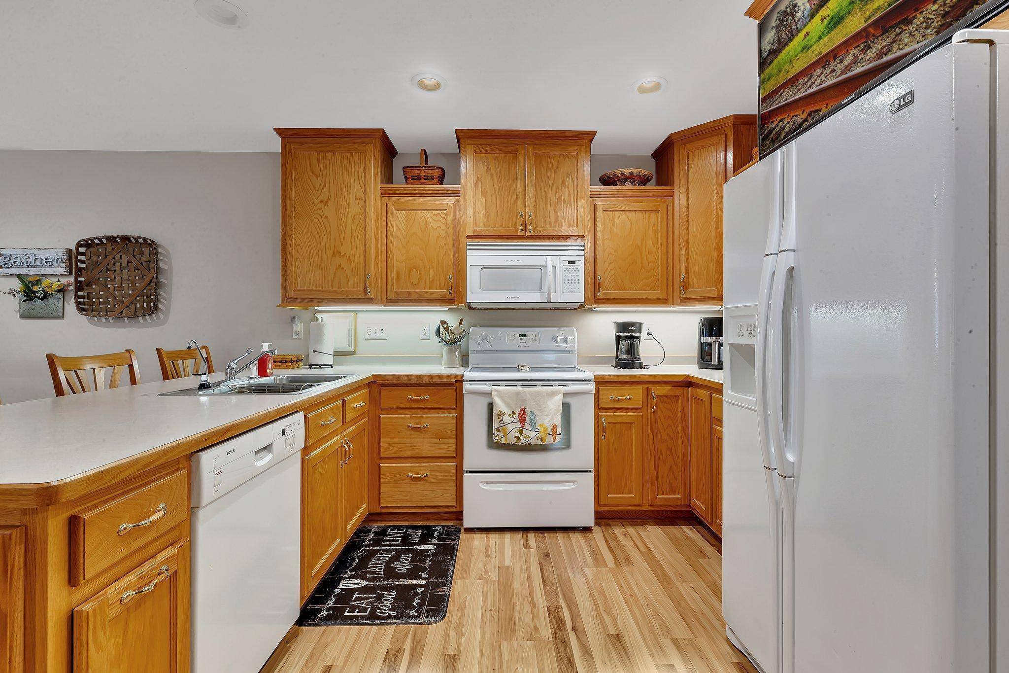 Monticello, MN 55362,605 Vine LN