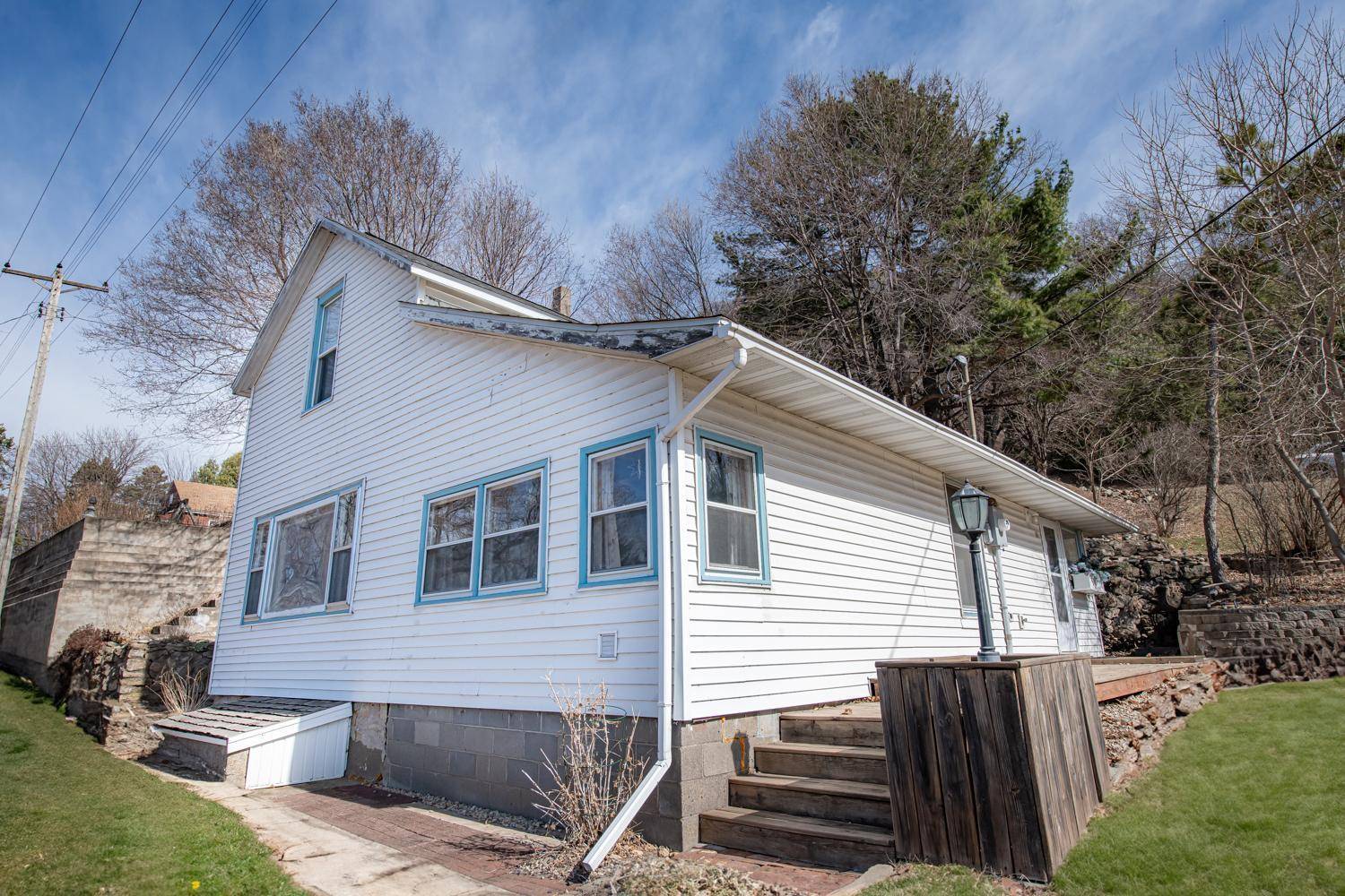 Alma, WI 54610,100 E Water ST