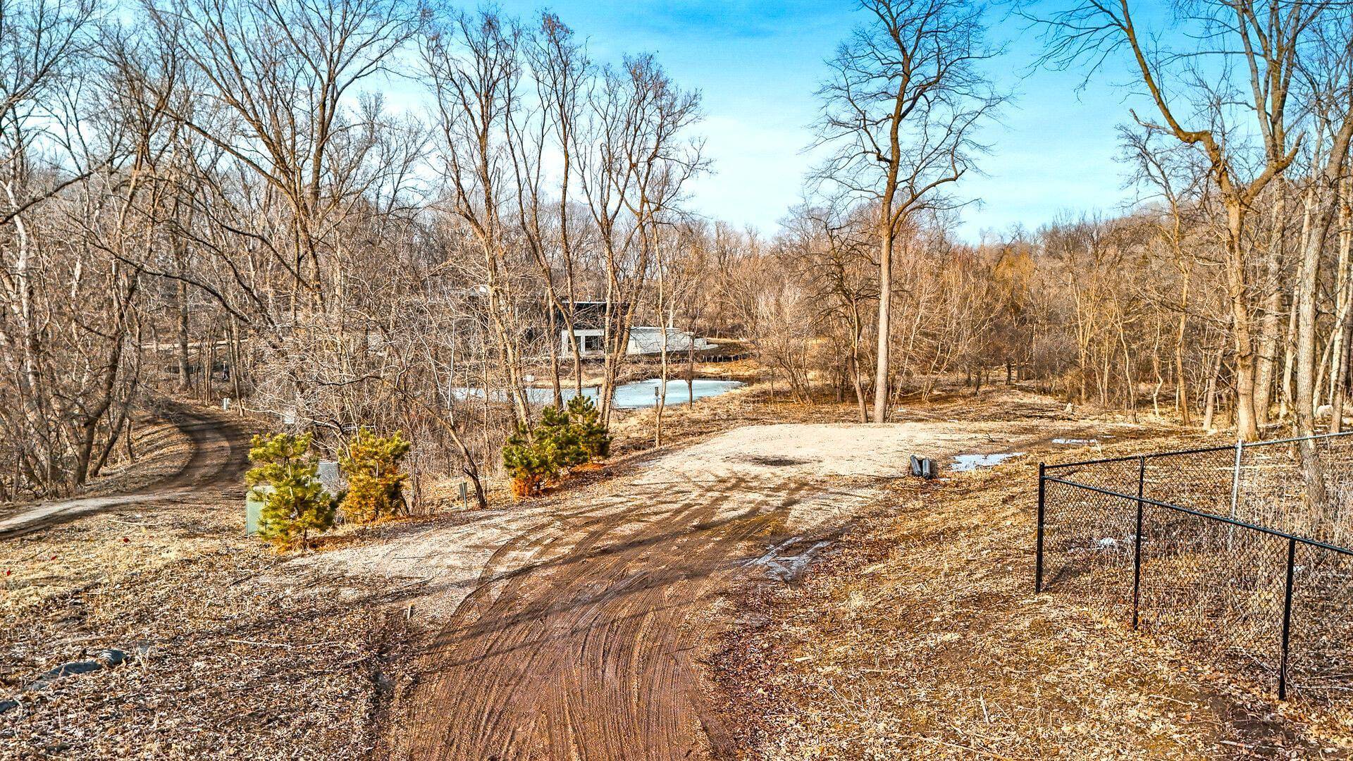 Wayzata, MN 55391,445 Bovey RD