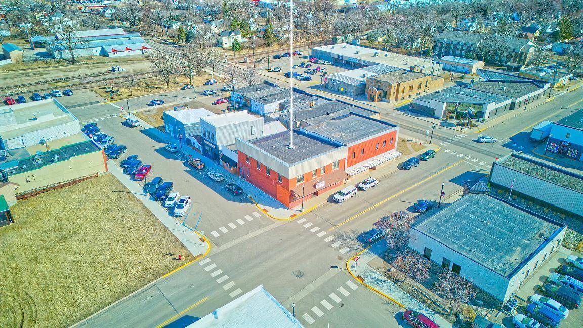 Cokato, MN 55321,185 3rd ST SW