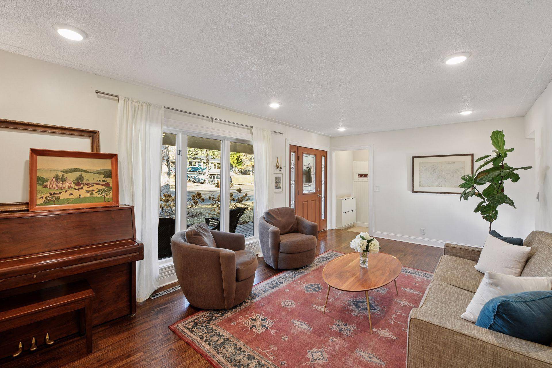 Chanhassen, MN 55331,6291 Blue Jay CIR