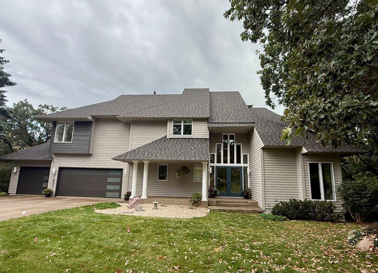 Bloomington, MN 55438,7651 Bush Lake DR