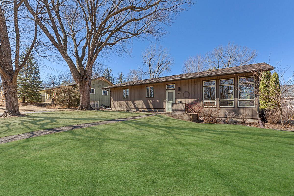 Northfield, MN 55057,307 Cherry ST