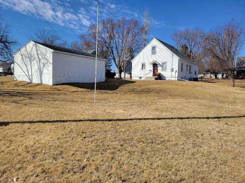 Bricelyn, MN 56014,108 N Secor ST