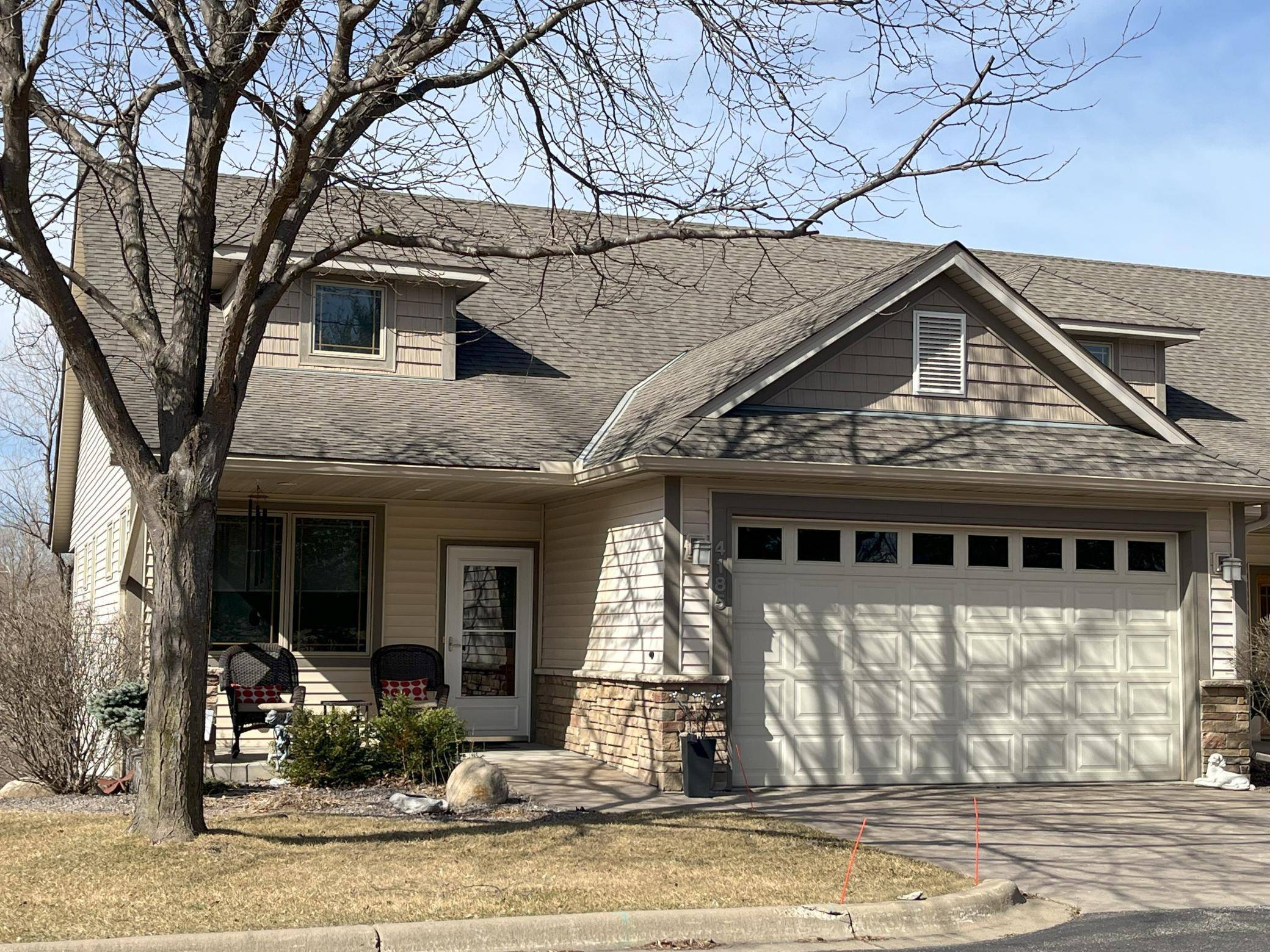 Vadnais Heights, MN 55127,4185 Centerville RD