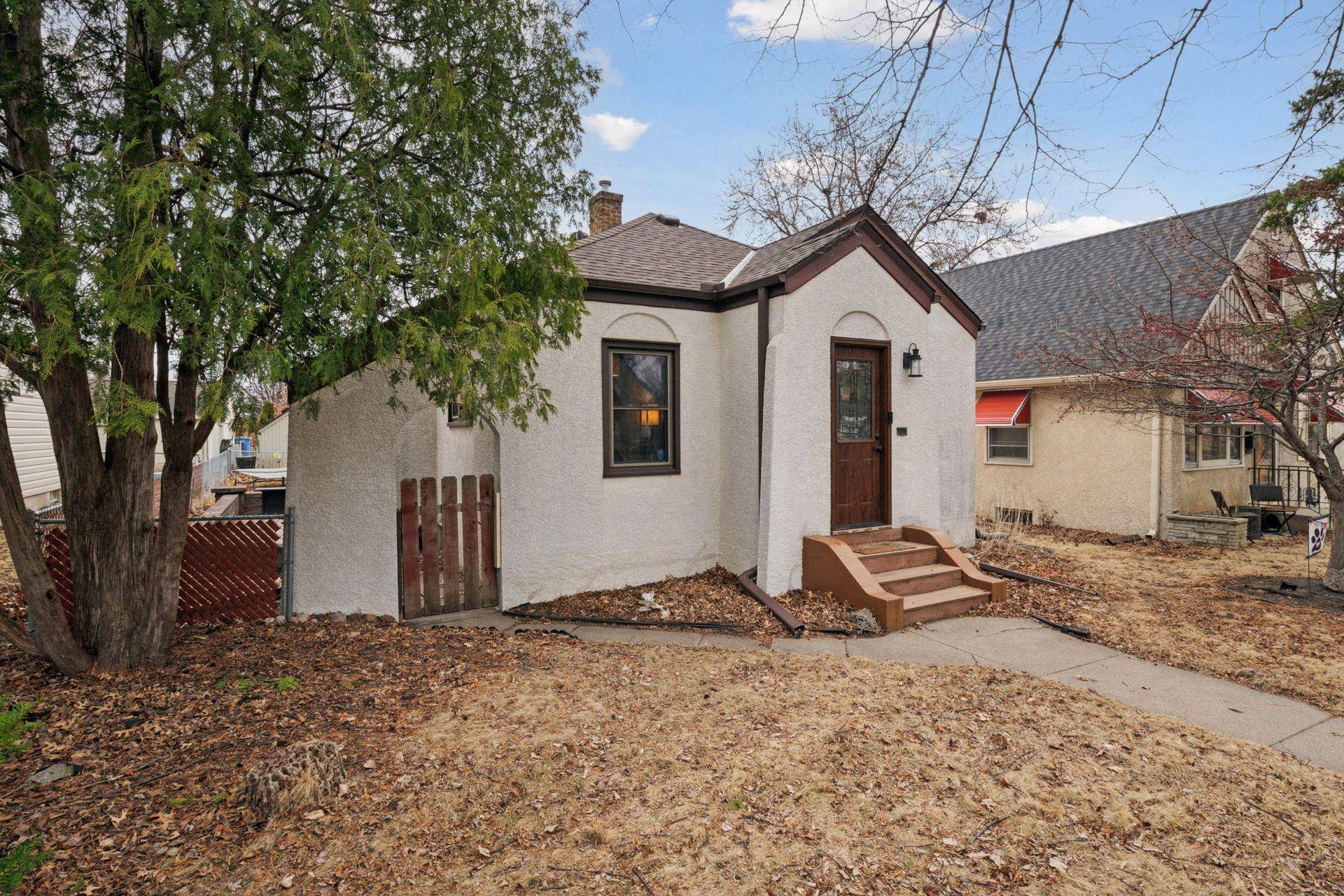 Minneapolis, MN 55417,5652 43rd AVE S