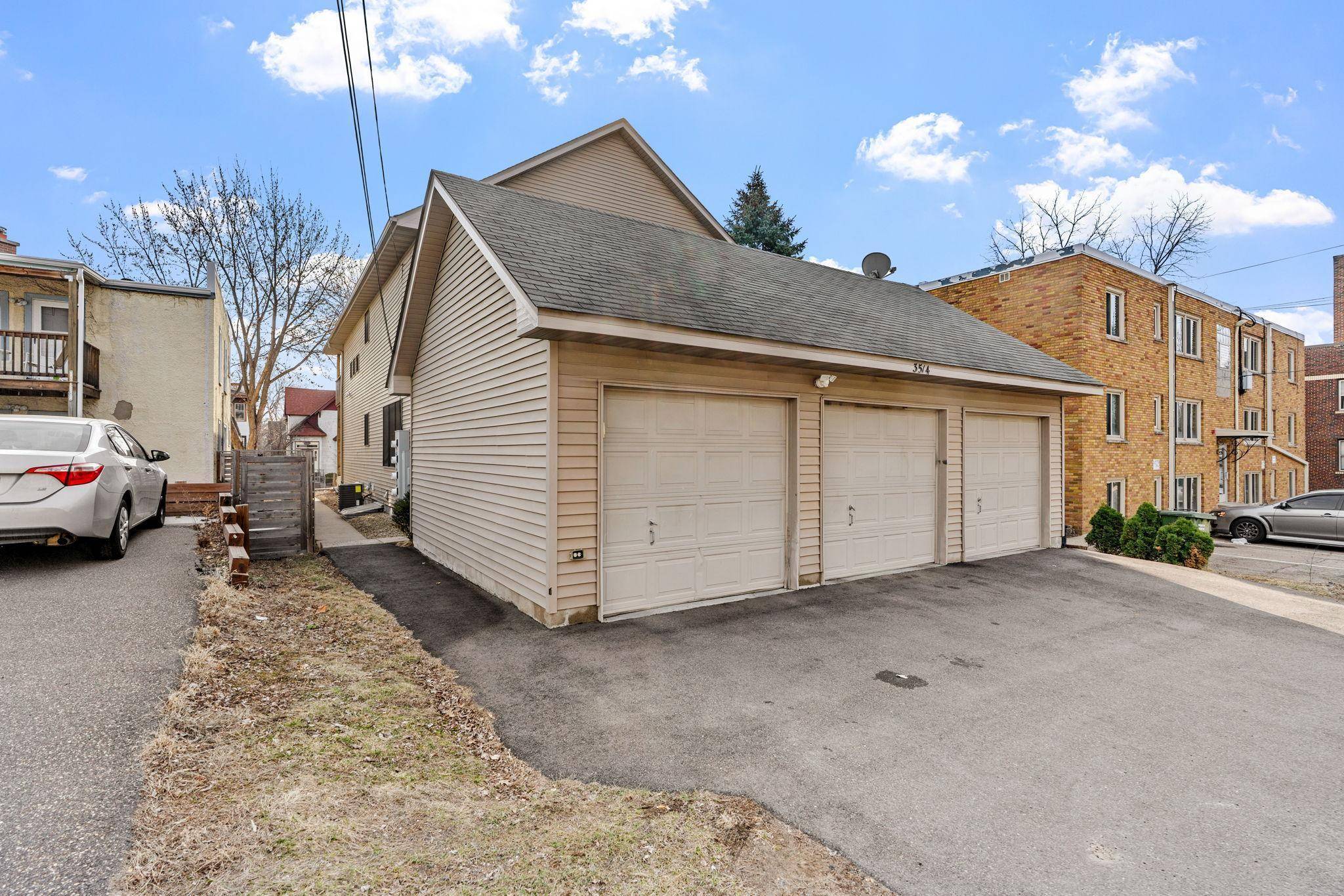 Minneapolis, MN 55408,3514 Grand AVE S