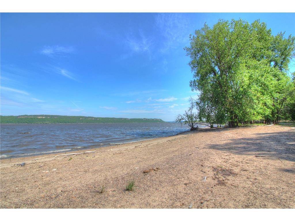 Frontenac, MN 55026,28589 Lake Avenue WAY