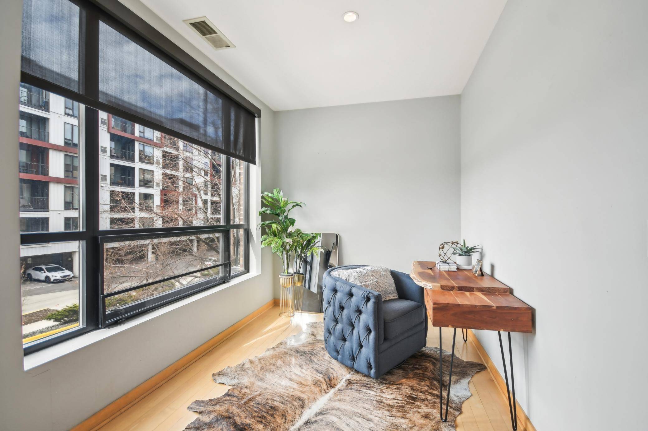 Minneapolis, MN 55416,3104 W Lake ST #202