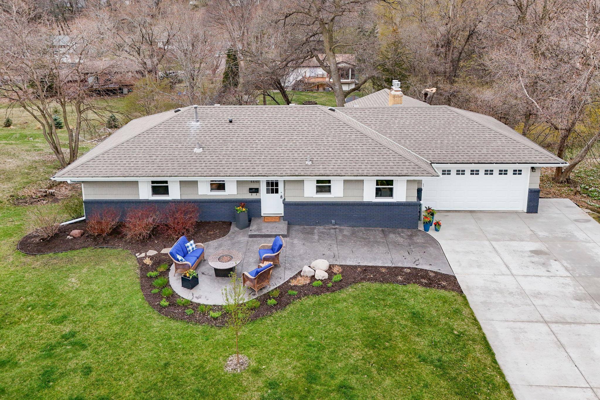 Minnetonka, MN 55343,4840 Barbara DR