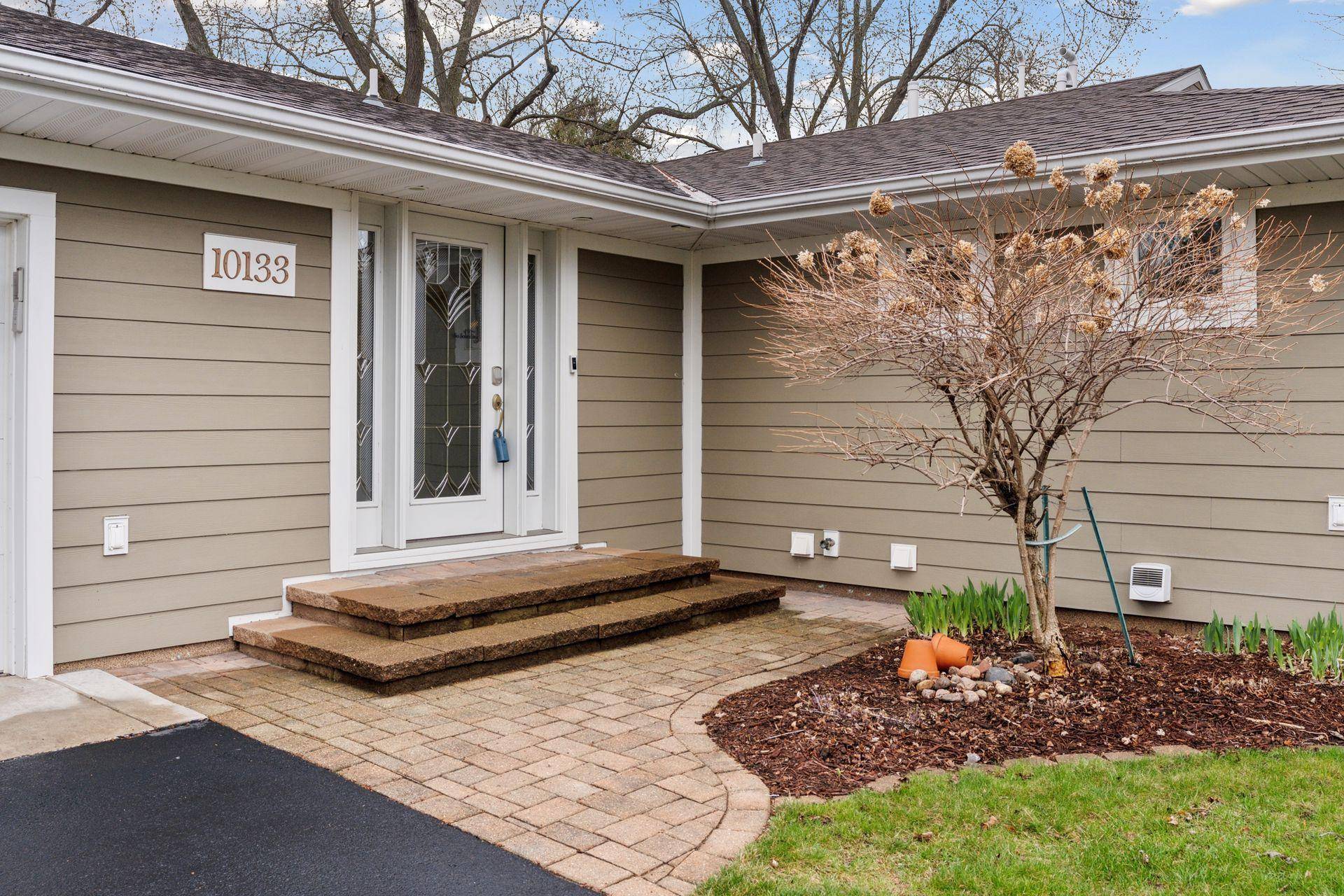 Maple Grove, MN 55369,10133 99th PL N