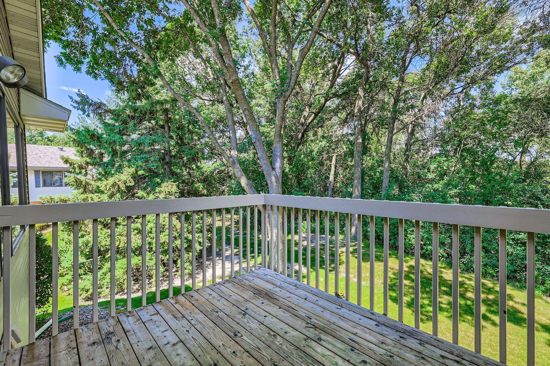 Shoreview, MN 55126,810 Sherwood RD