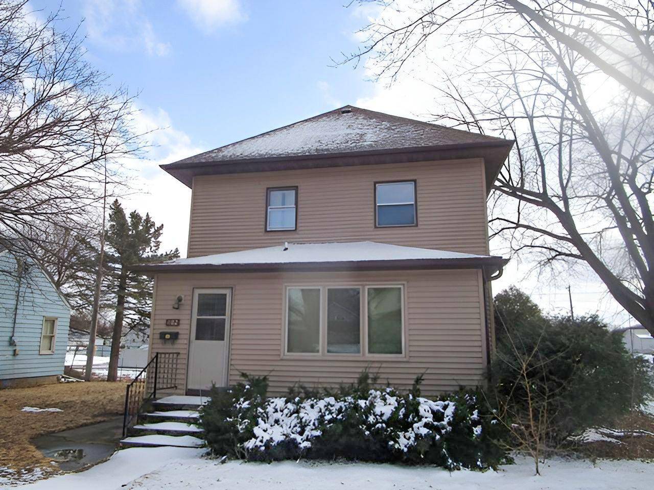 Redwood Falls, MN 56283,402 E Flynn ST