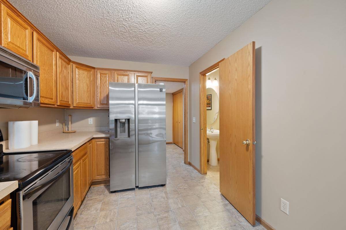 Lakeville, MN 55024,17169 Eagleview WAY #114