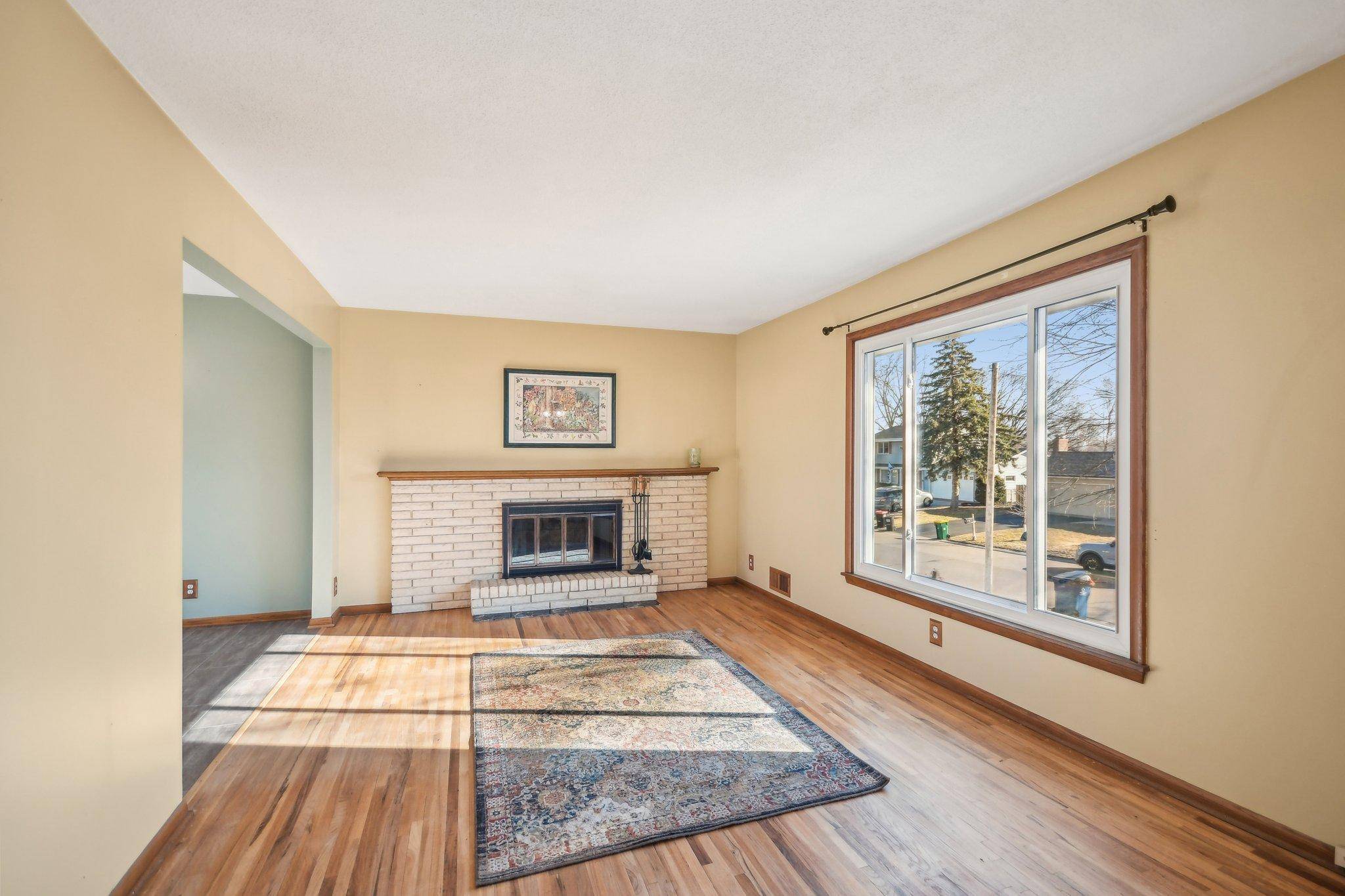 New Hope, MN 55427,3421 Ensign AVE N
