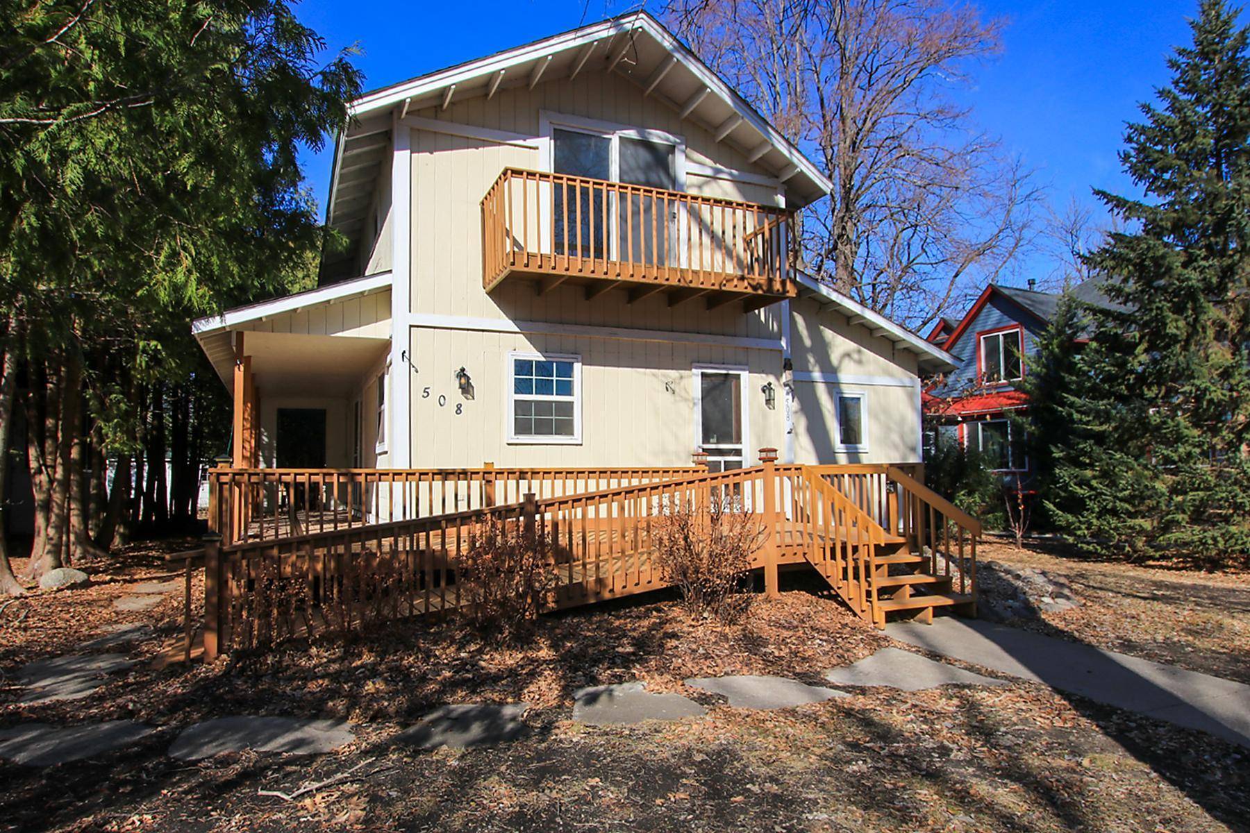 Winthrop, MN 55396,508 N Carver ST