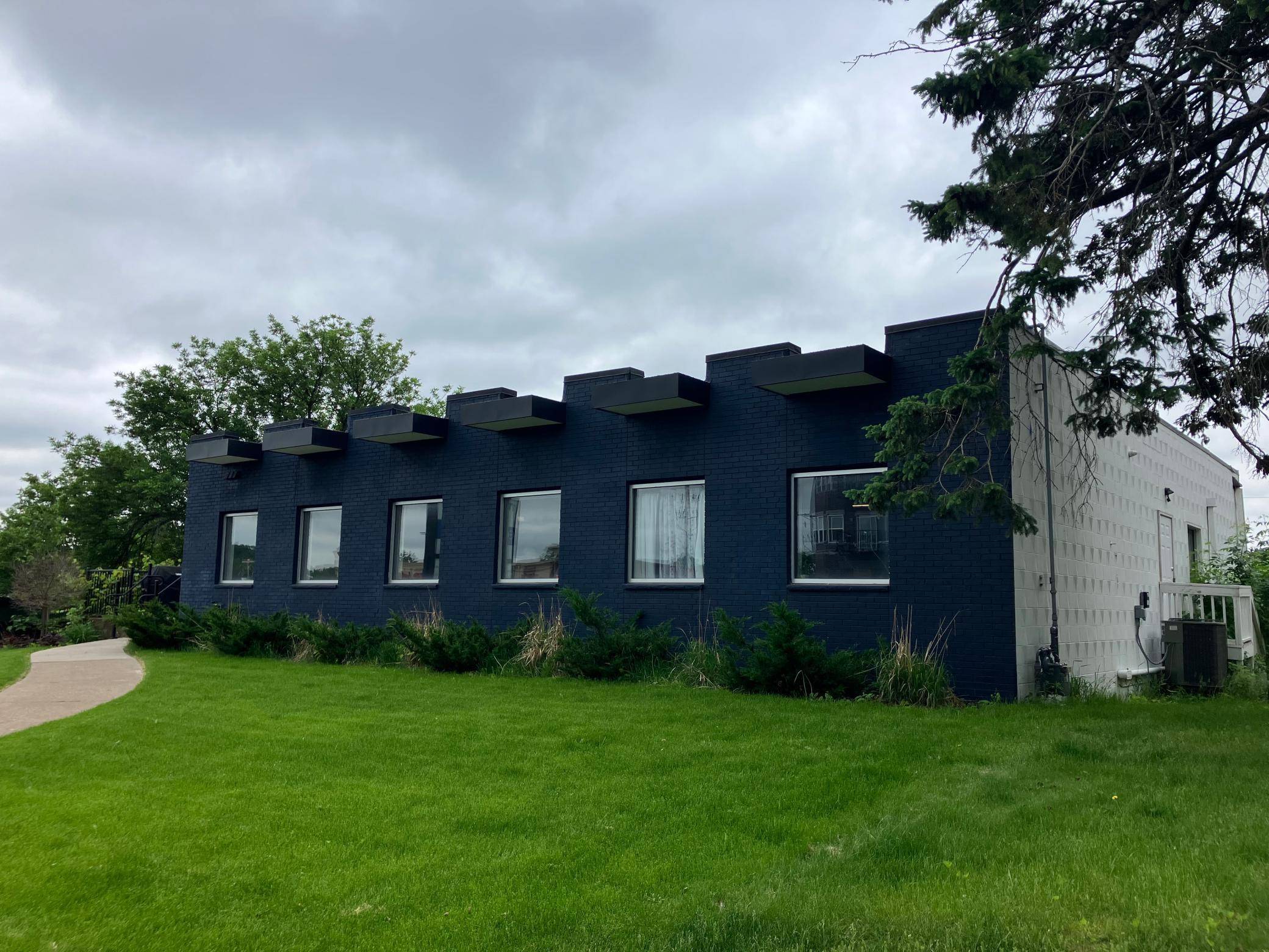 Richfield, MN 55423,2401 W 66th ST #100