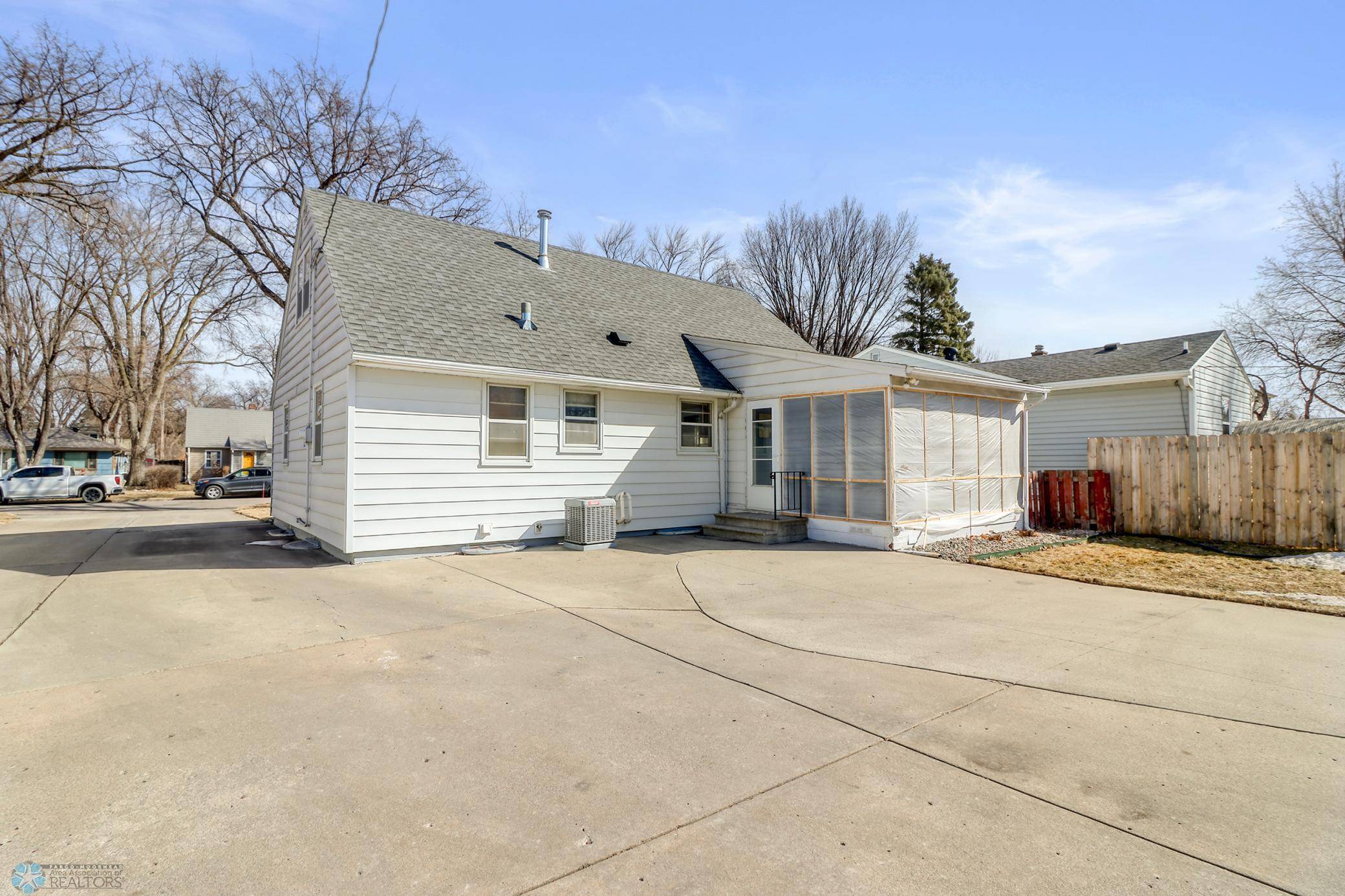 Fargo, ND 58102,1244 9th ST N