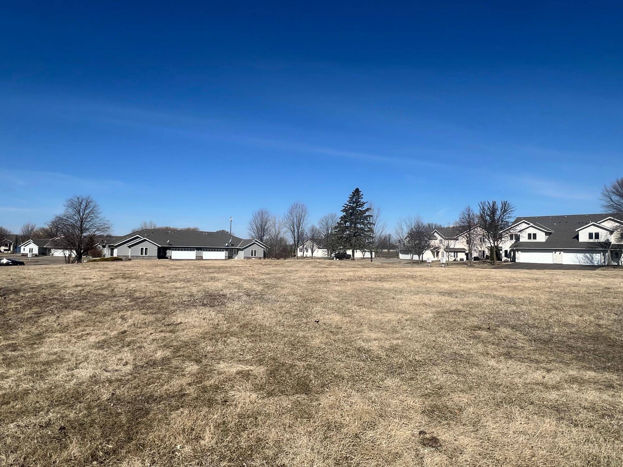 Winsted, MN 55395,316 N Sunfish LN