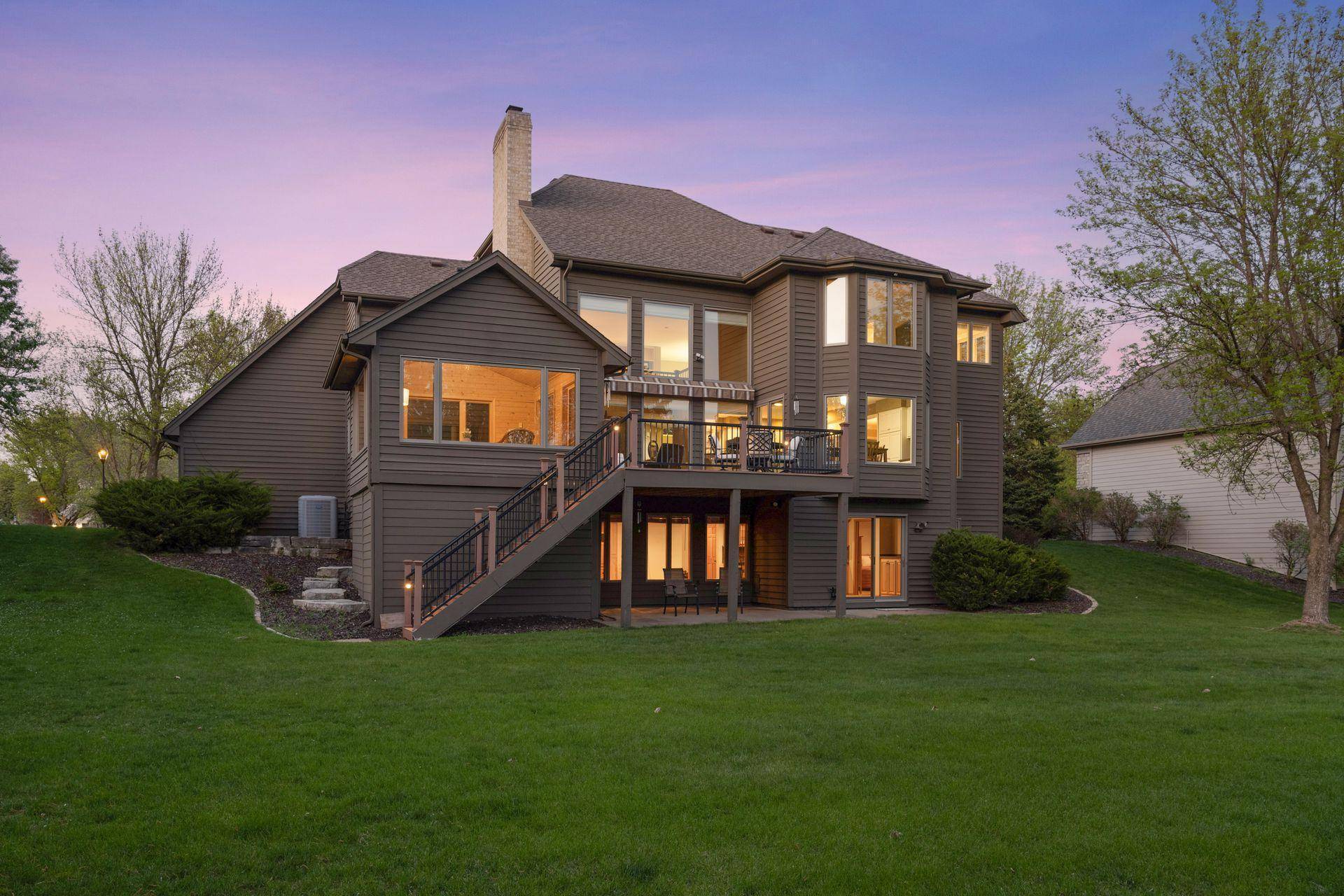 Eden Prairie, MN 55347,10364 Meade LN