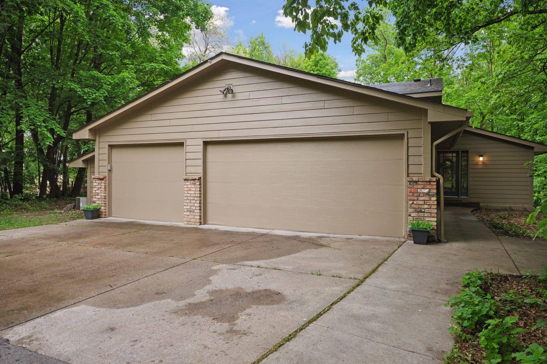 Maple Grove, MN 55311,19220 81st PL N
