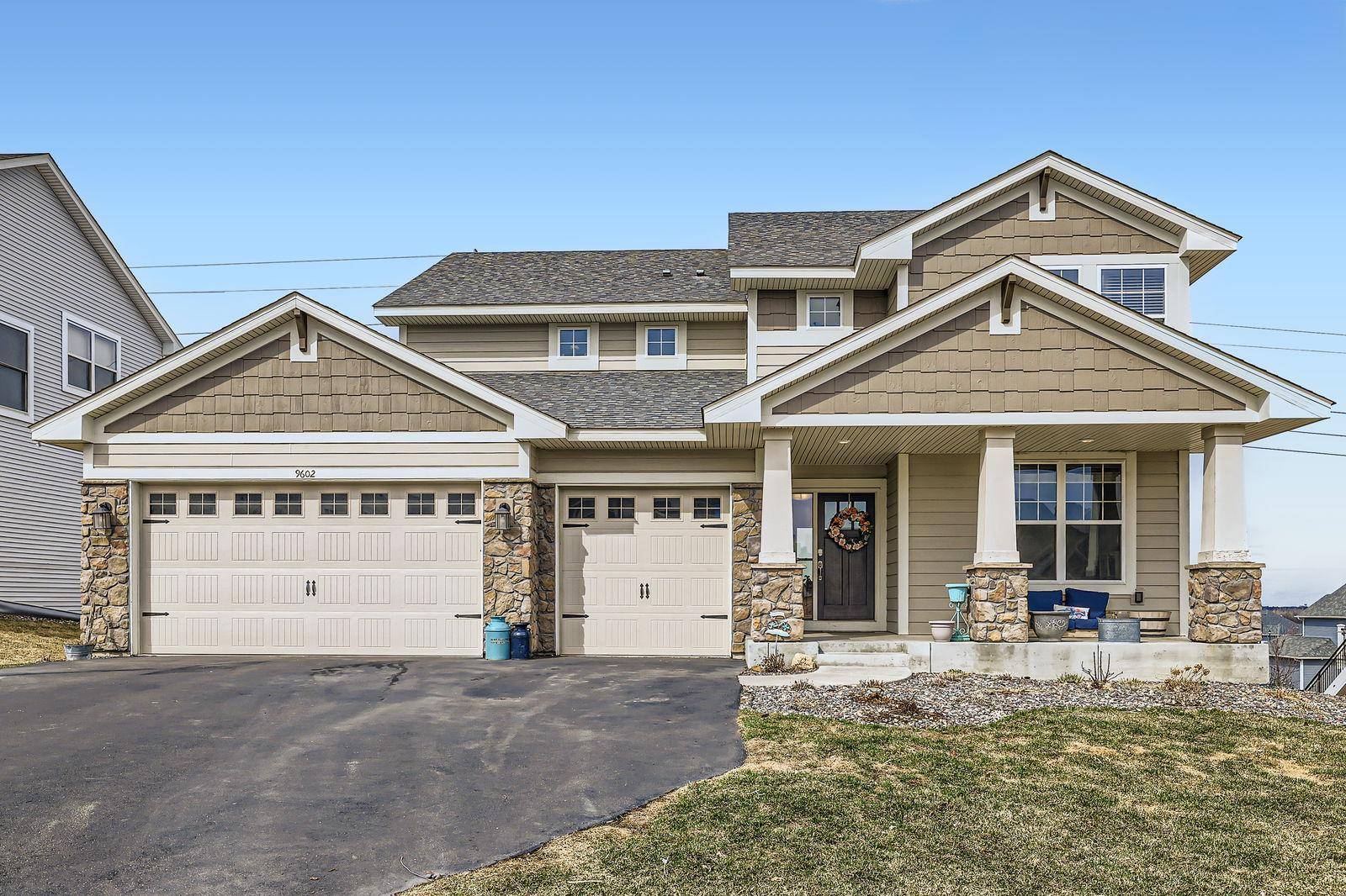 Lake Elmo, MN 55042,9602 7th ST N