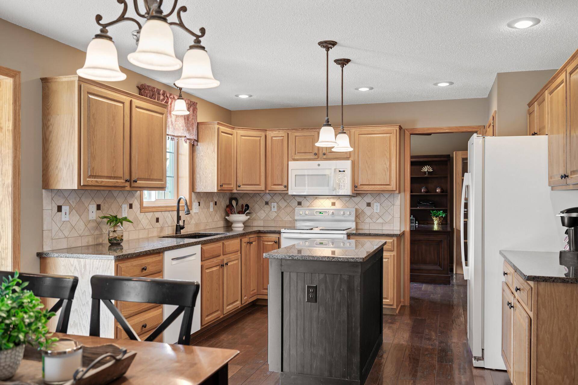 Lakeville, MN 55044,17377 Goldenrod AVE
