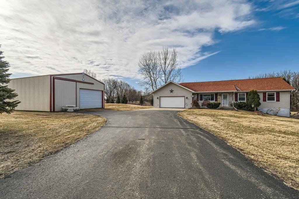 New Richmond, WI 54017,1421 133rd AVE