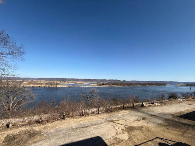 Brownsville, MN 55919,817 2nd ST N