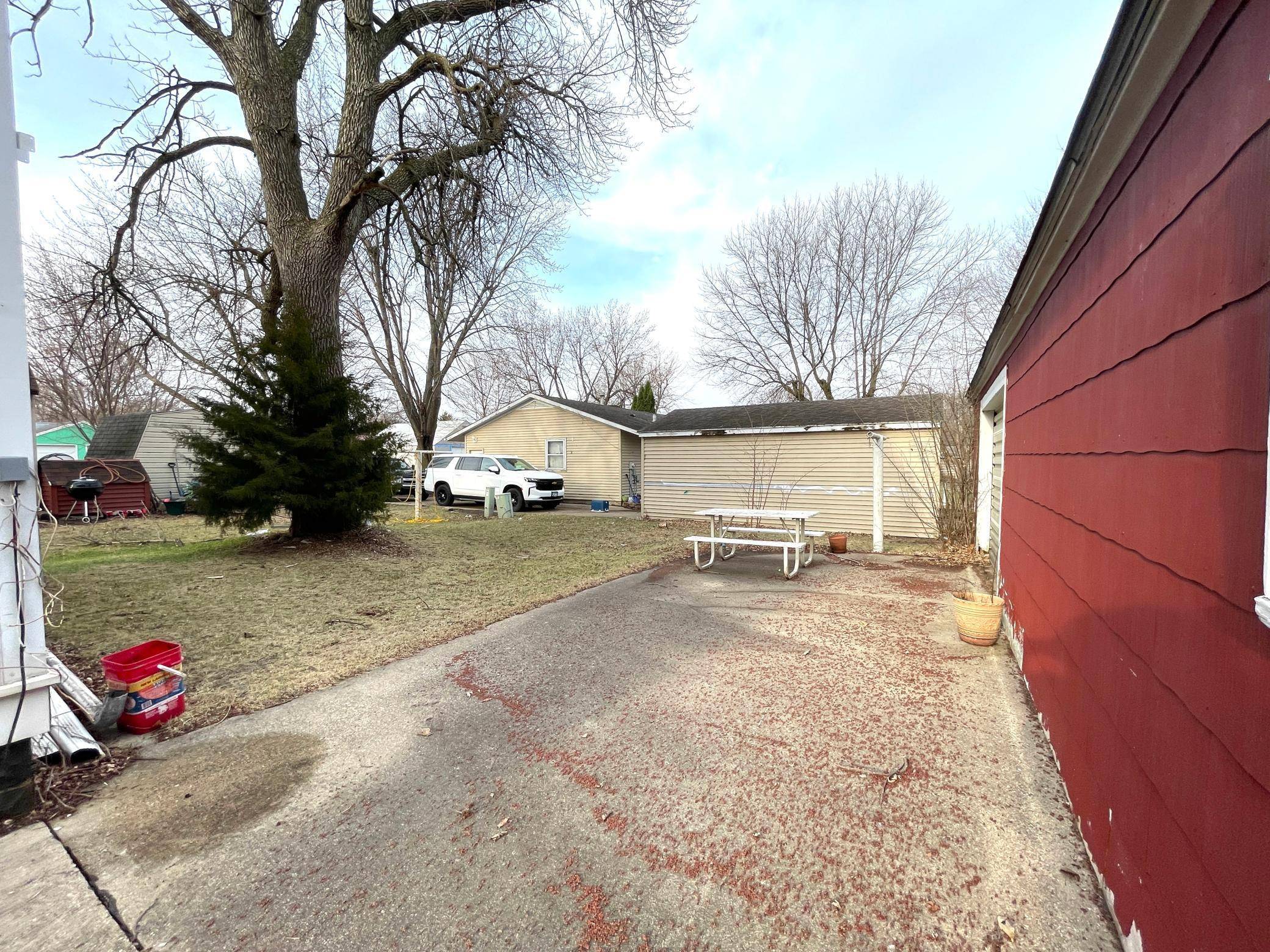 Worthington, MN 56187,839 Clement ST