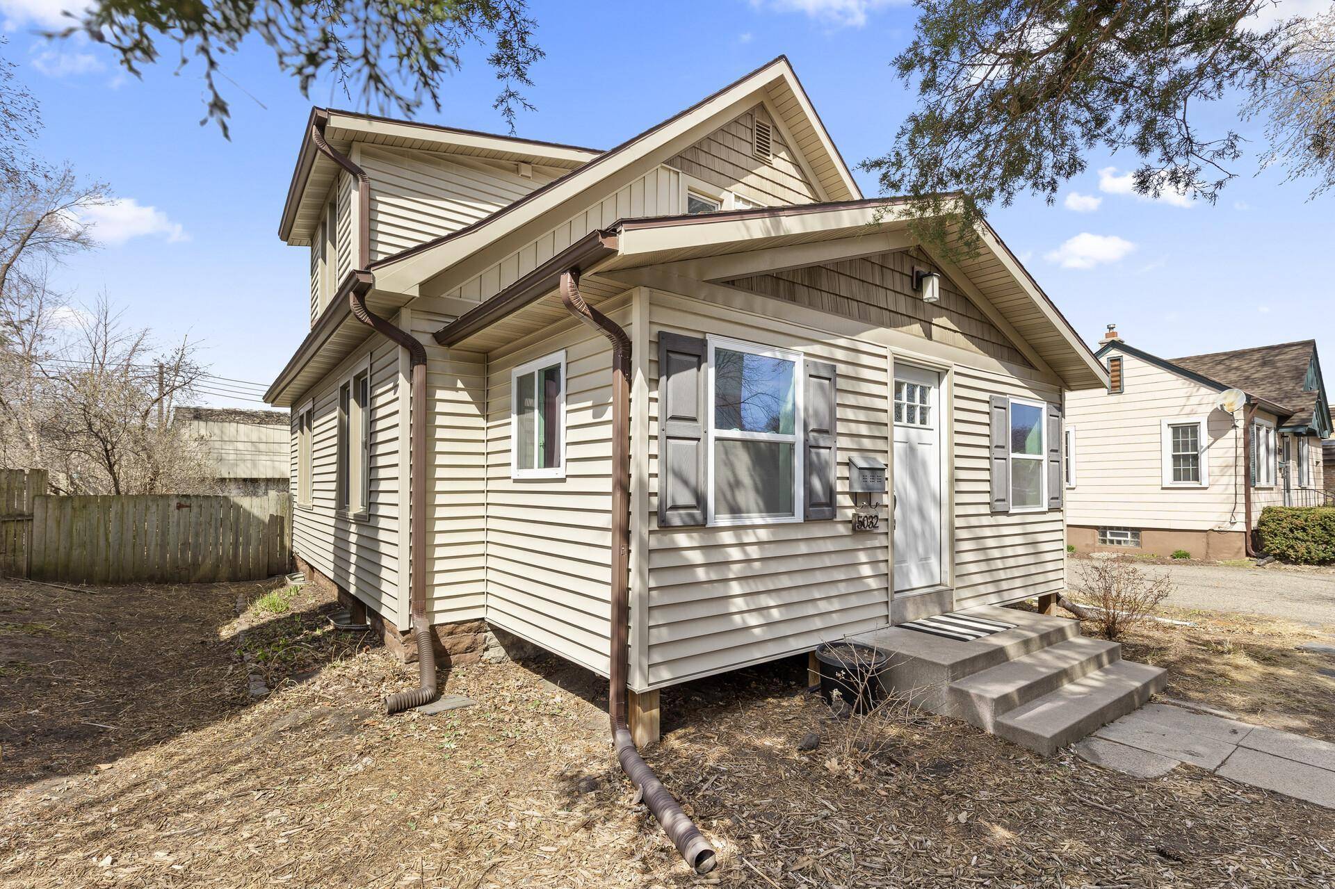 Minneapolis, MN 55417,5032 35th AVE S