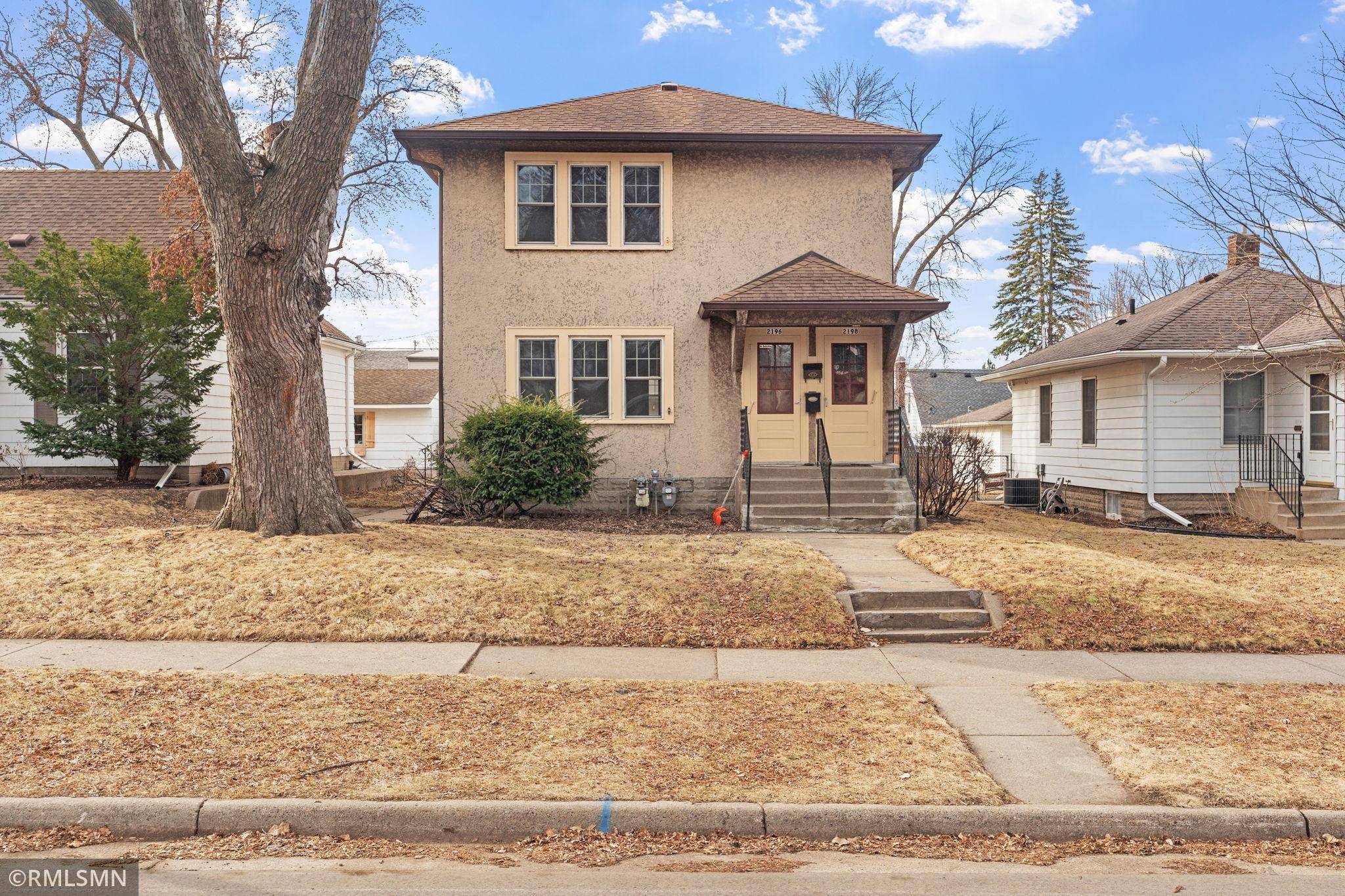 Saint Paul, MN 55116,2196 Eleanor AVE