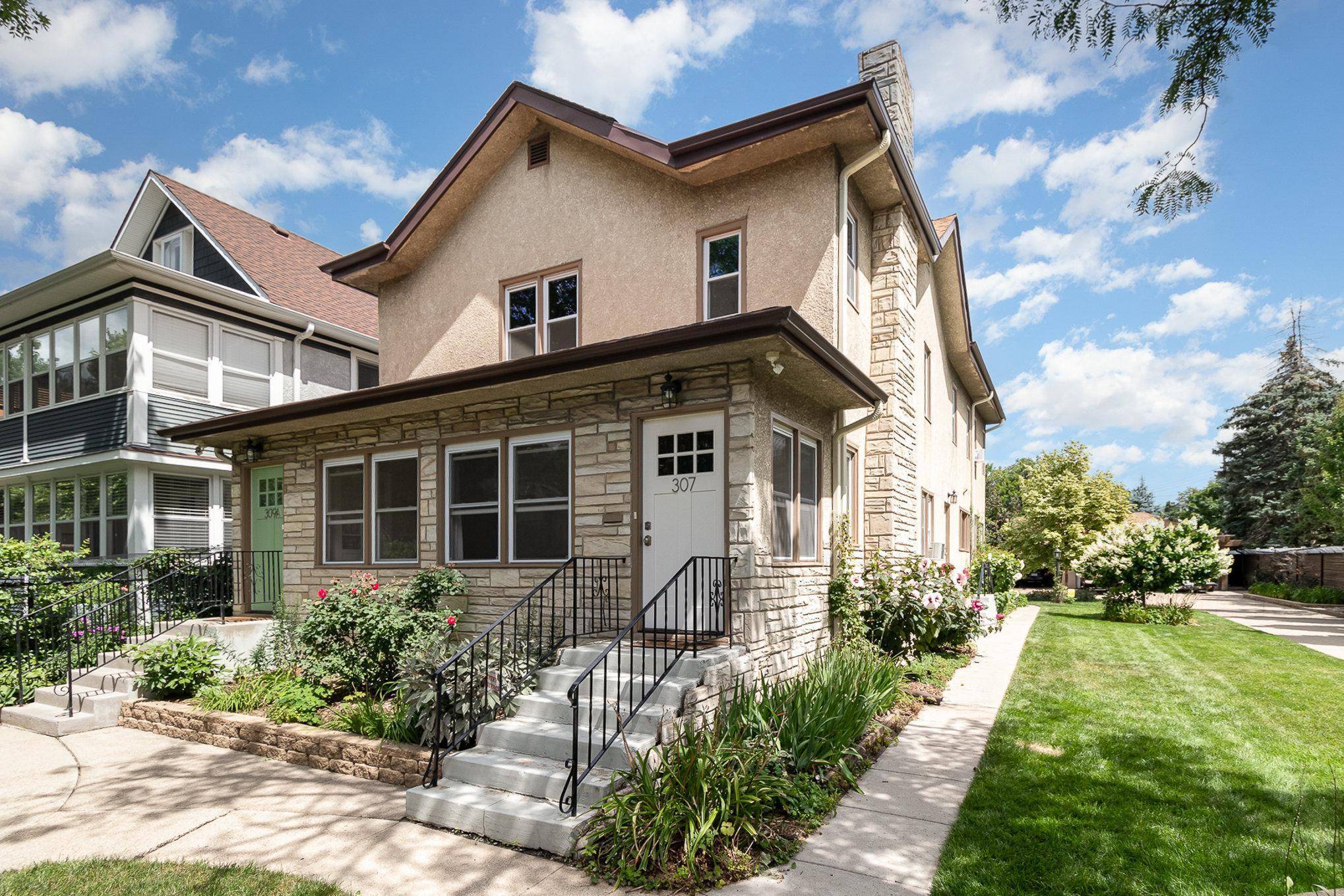 Minneapolis, MN 55413,307 NE 4th ST NE