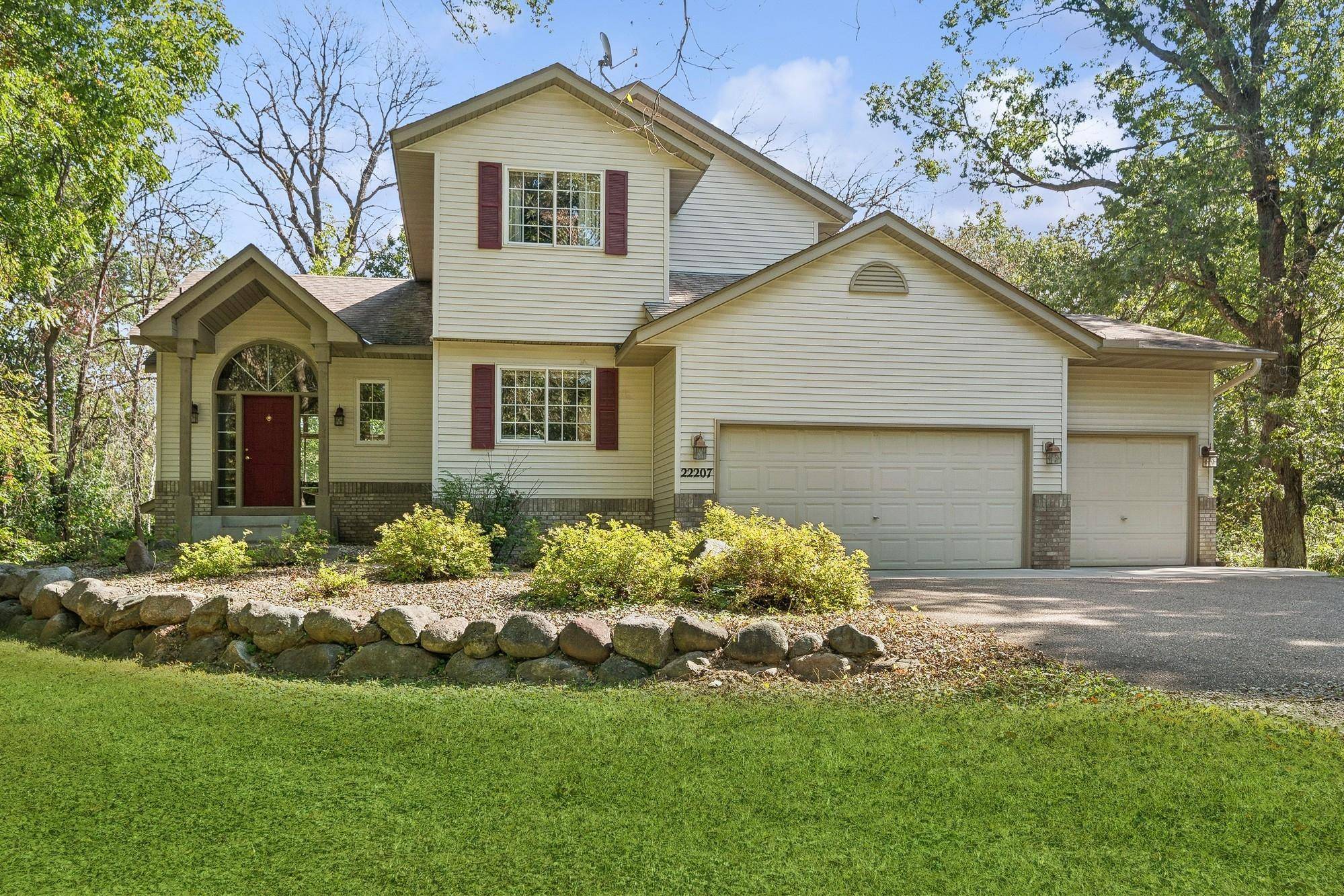 East Bethel, MN 55011,22207 Yancy ST NE