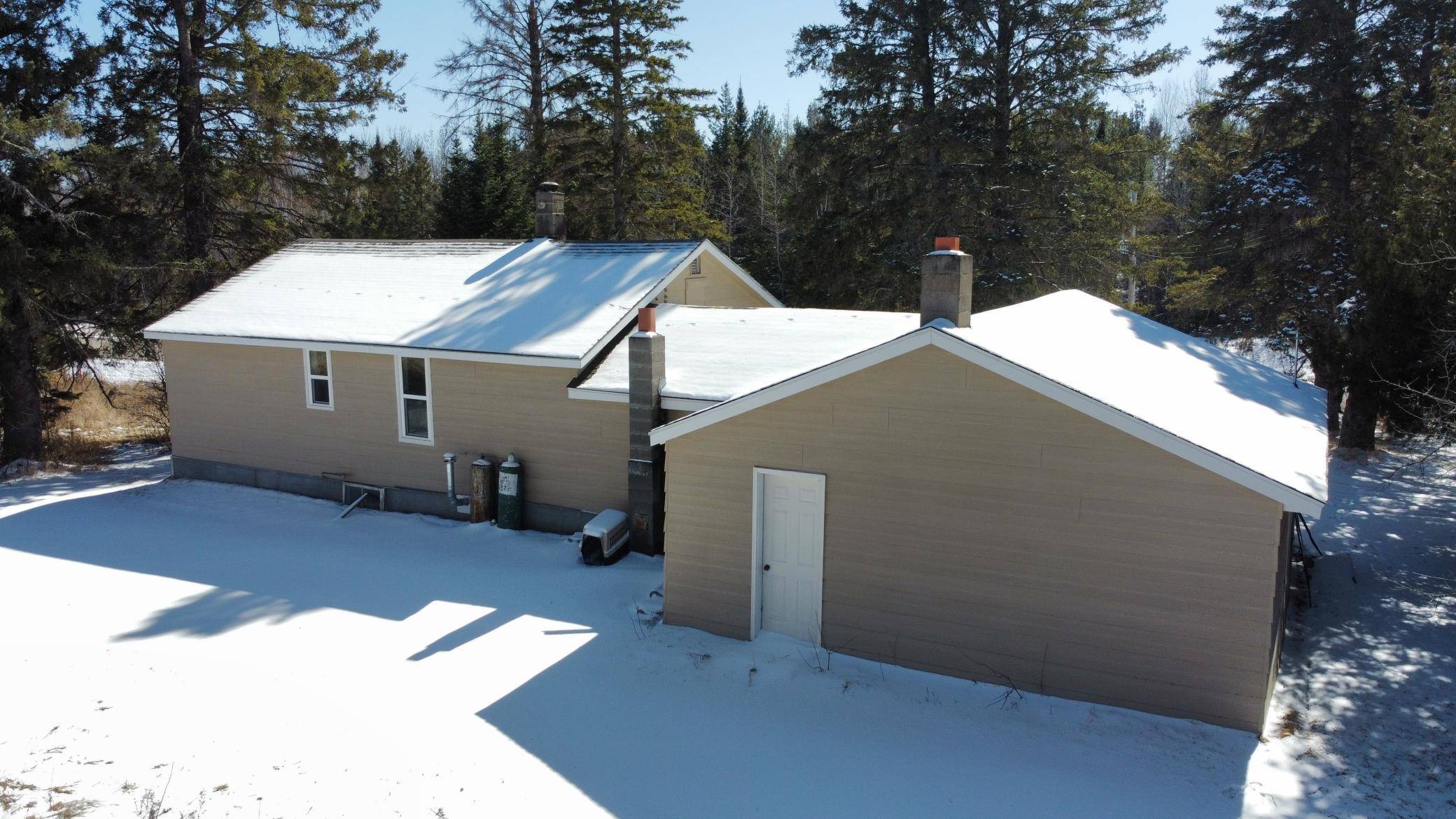 Salem Twp, MN 56672,5796 County 65 NE