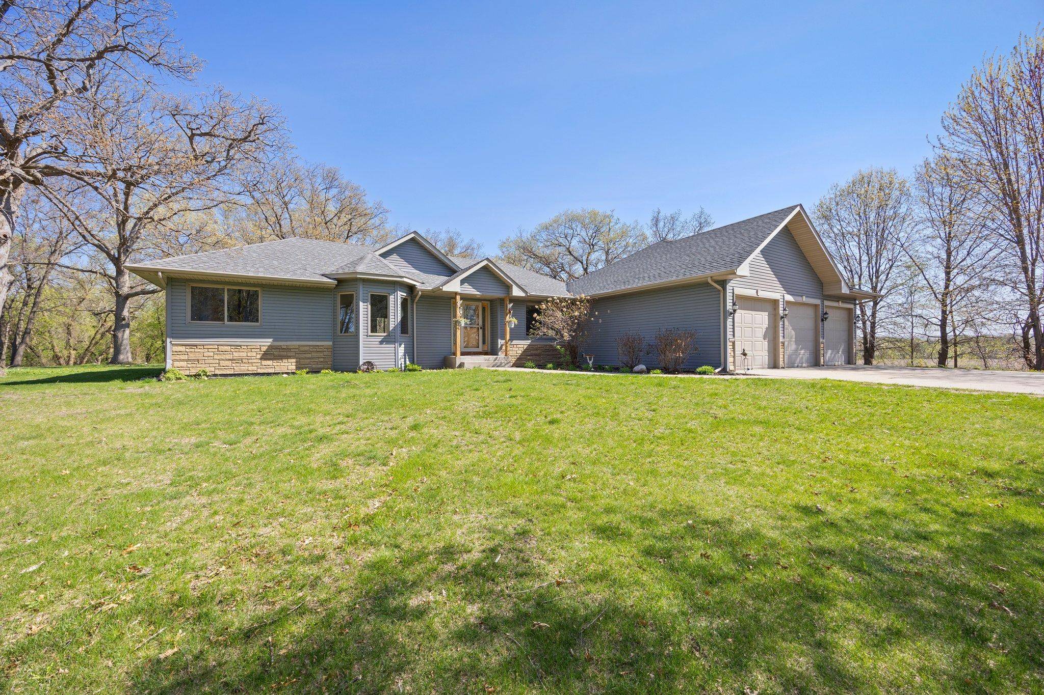 Stanford Twp, MN 55398,9527 253rd AVE NW
