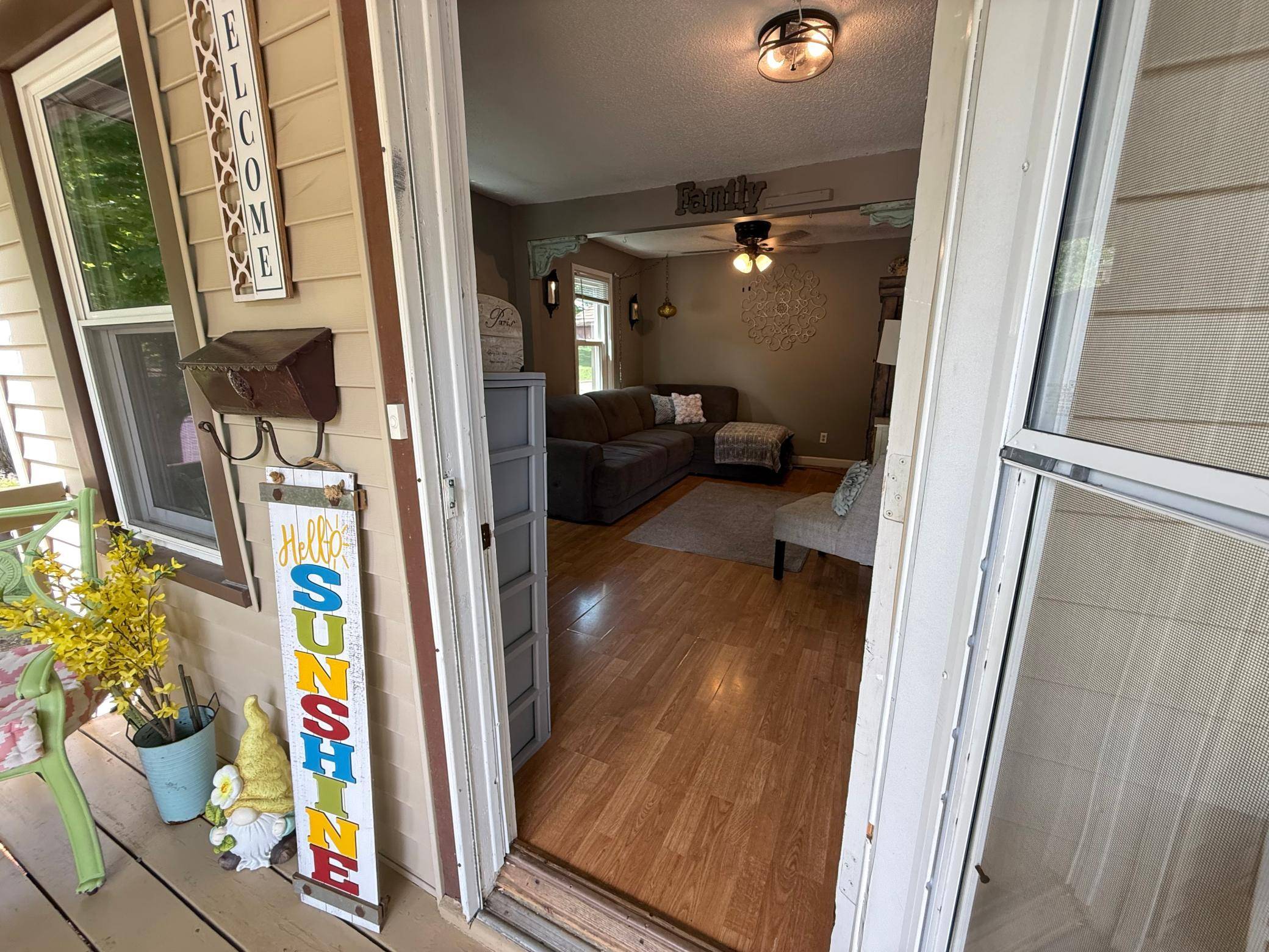 Faribault, MN 55021,328 Jefferson PL
