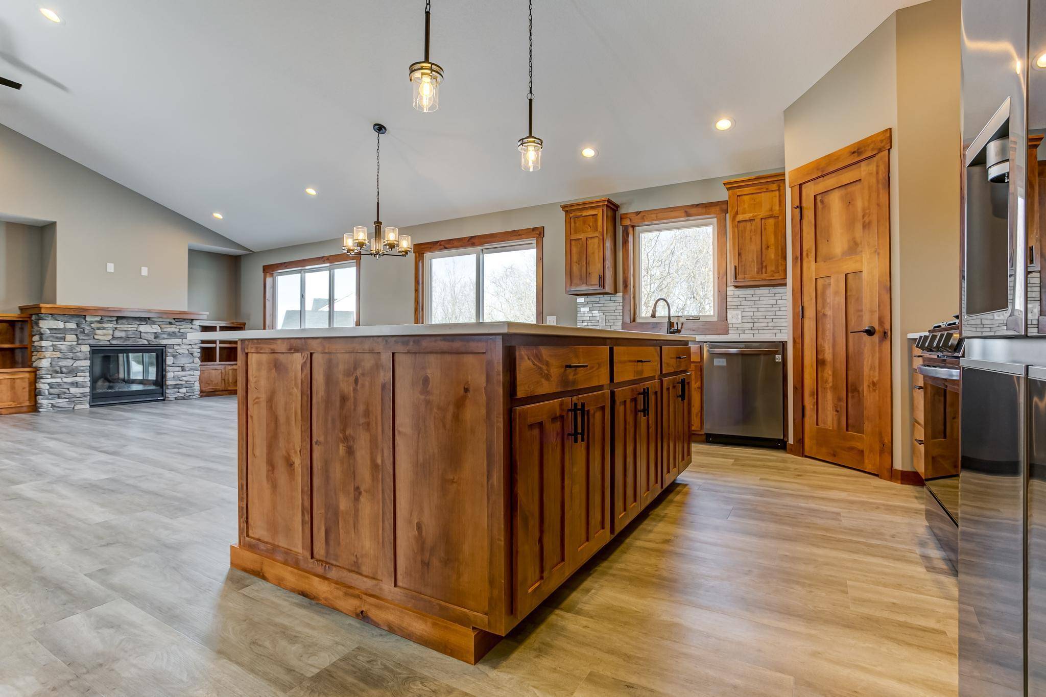 Hammond, WI 54015,1637 72nd AVE