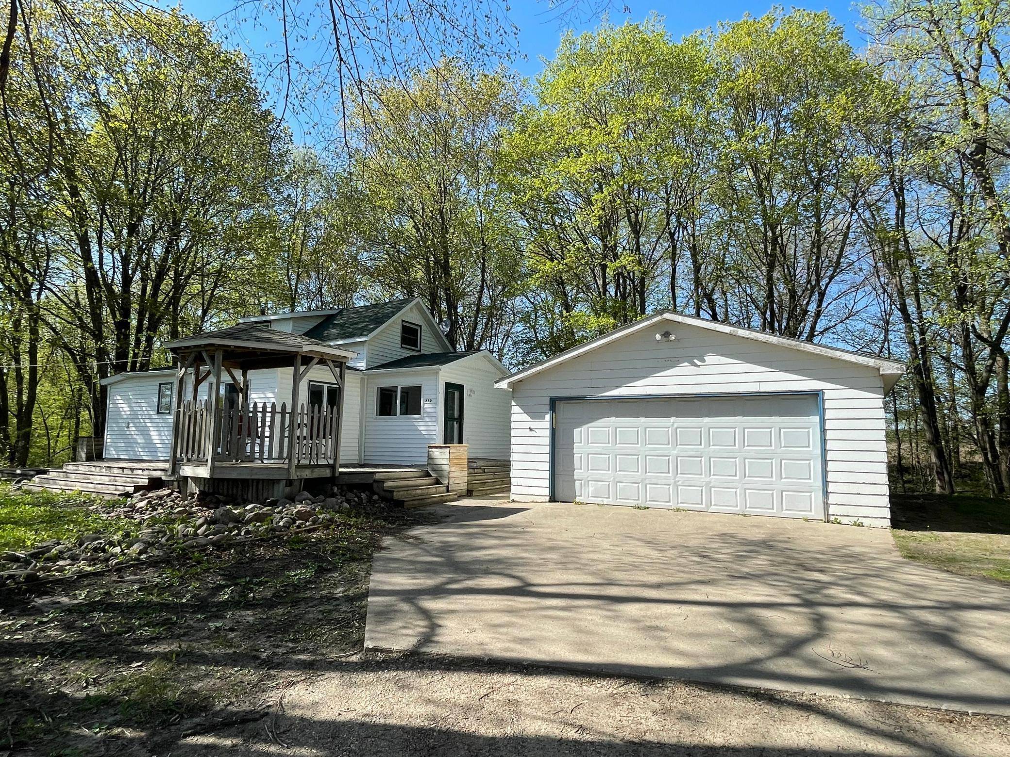 Alexandria, MN 56308,8520 County Road 27 SW