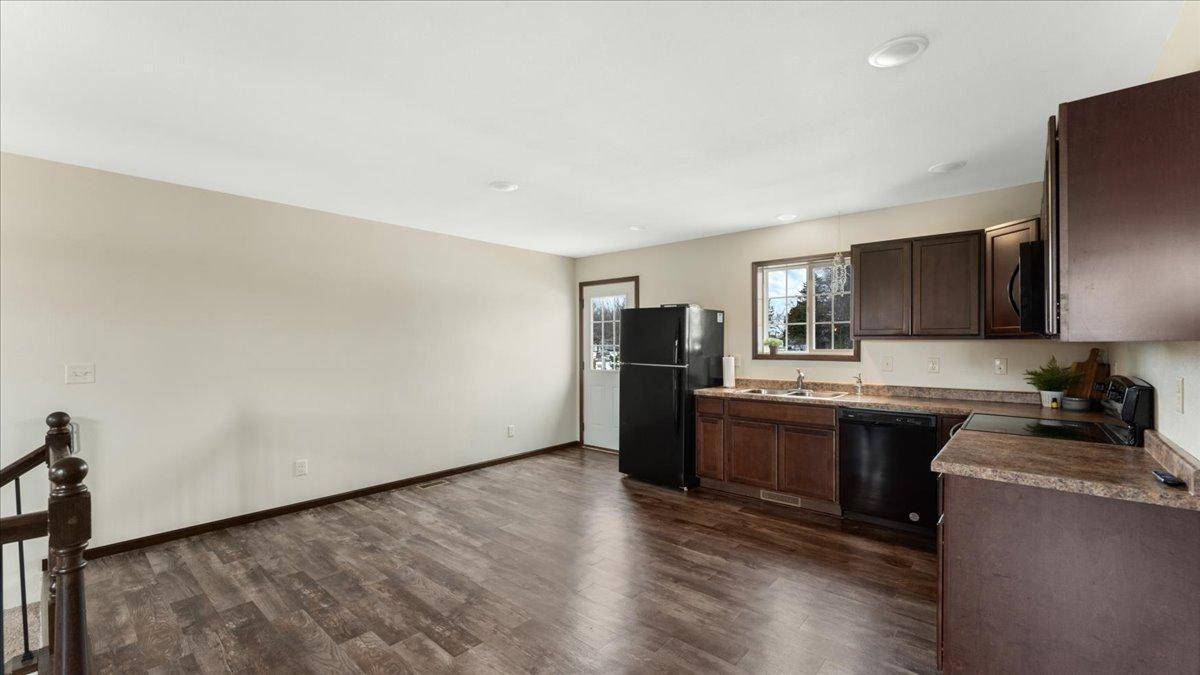 Raymond, MN 56282,418 1st ST S